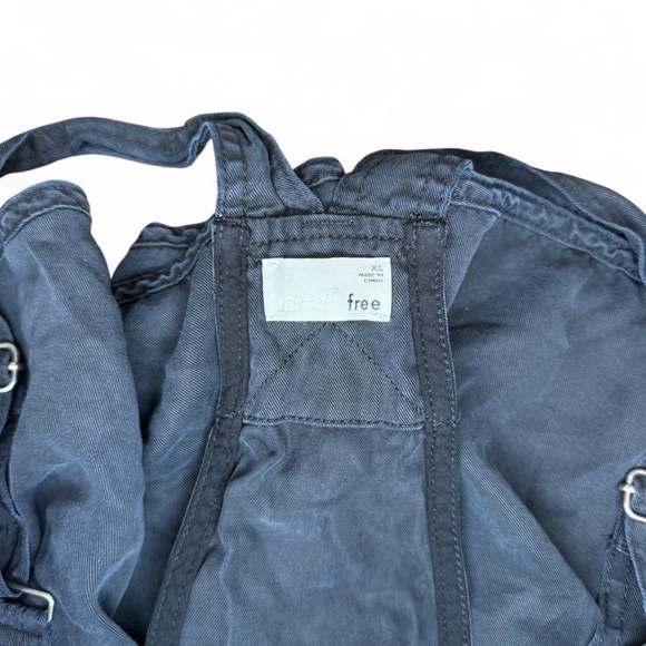 Wilfred Free By Aritzia Black Overall Romper - Picture 4 of 4